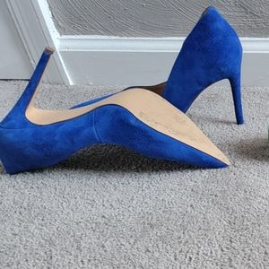 Steve Madden size 10 Royal blue Suede pumps